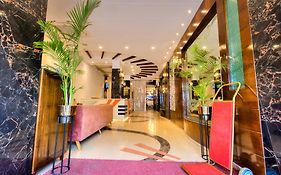 The Singh Empire, A Luxury Hotel, New Delhi